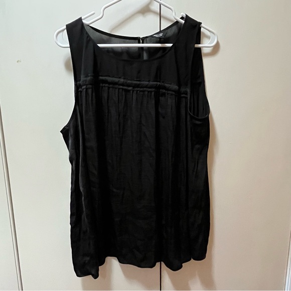 Black Simply Vera Wang Tank Top, Sheer Top Panel, Silky Material Feel, Size XL - Picture 7 of 12